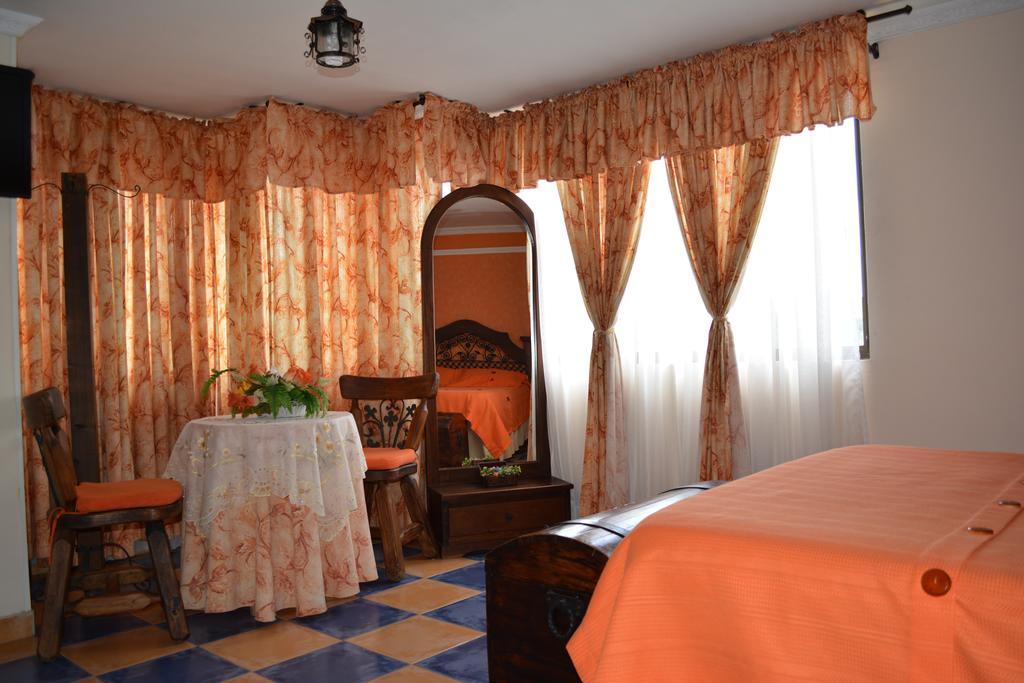 Hotel Casa Colonial Санта Роса де Кабал Стая снимка