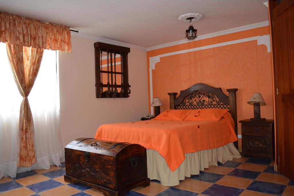 Hotel Casa Colonial Санта Роса де Кабал Стая снимка