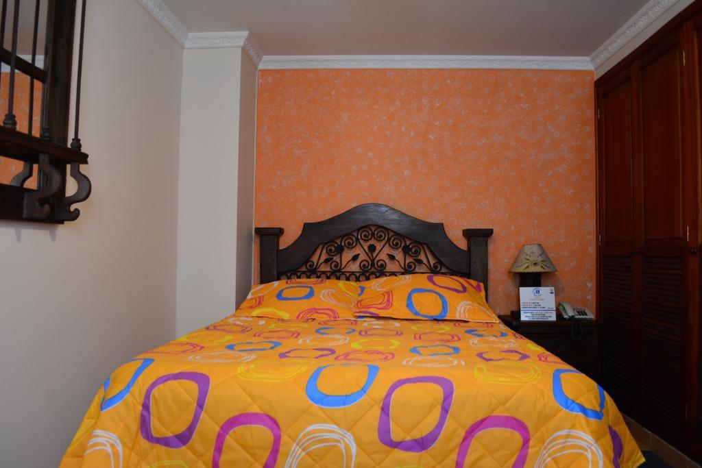 Hotel Casa Colonial Санта Роса де Кабал Стая снимка