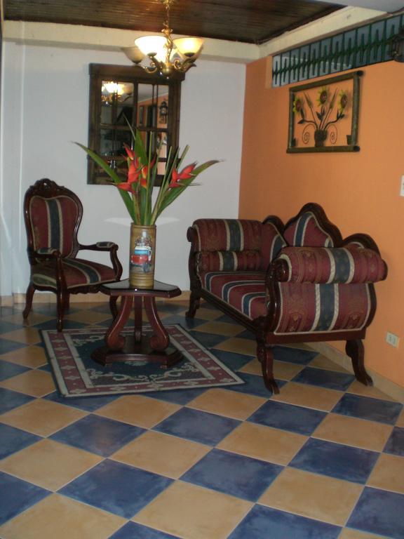 Hotel Casa Colonial Санта Роса де Кабал Екстериор снимка