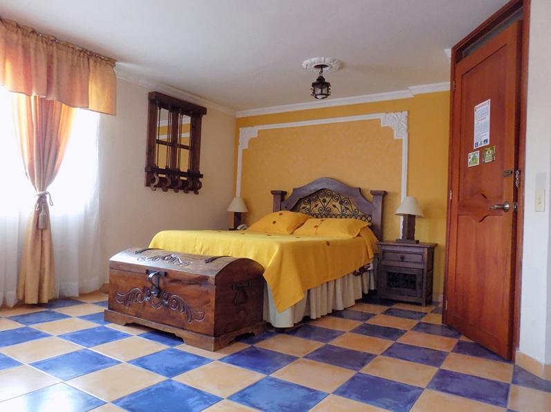 Hotel Casa Colonial Санта Роса де Кабал Екстериор снимка