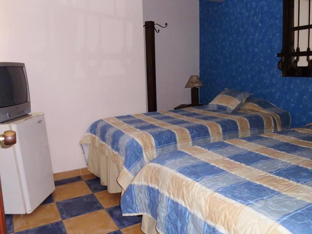 Hotel Casa Colonial Санта Роса де Кабал Екстериор снимка
